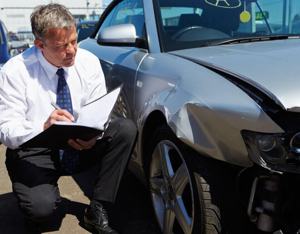 Why You Should Not Talk to an Insurance Adjuster After a Car Accident