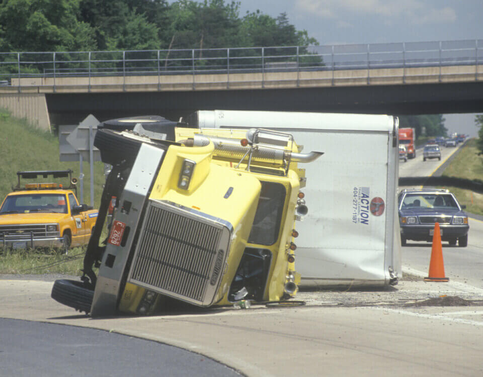 3 Major Maintenance Issues That Cause Big Rig Accidents