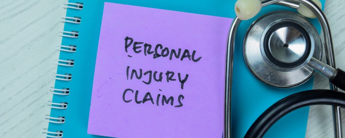 Settling a Personal Injury Case: The Advantages and Disadvantages