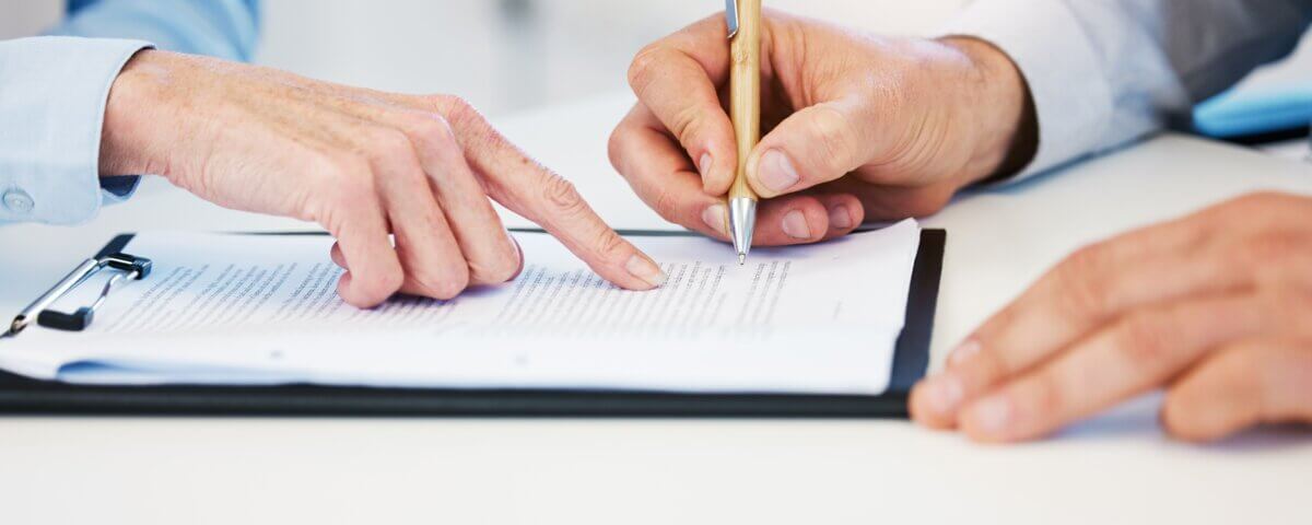 Hiring a Personal Injury Lawyer vs. Handling Your Claim Alone