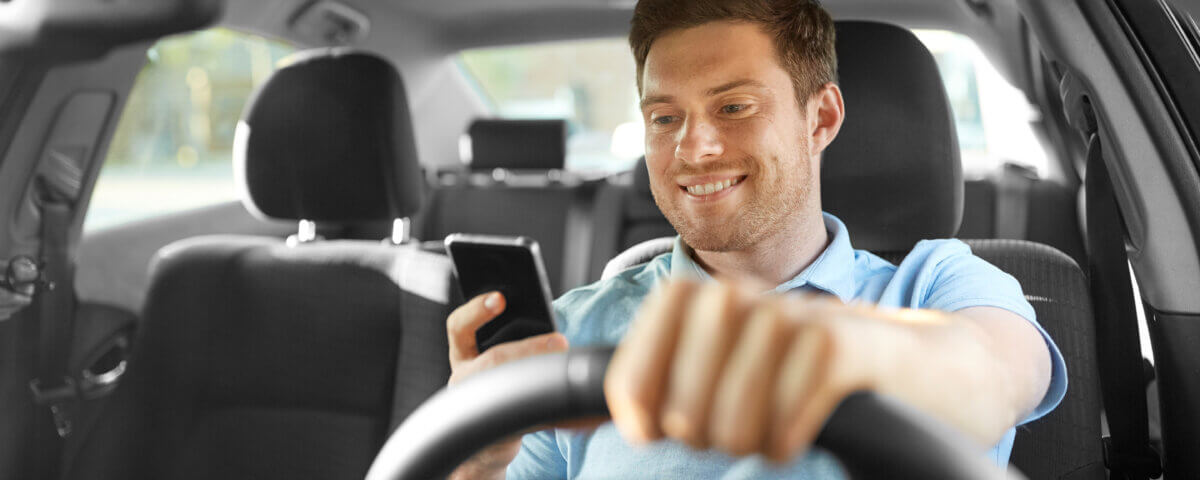 What Every Driver Should Know About Distracted and Inattentive Driving