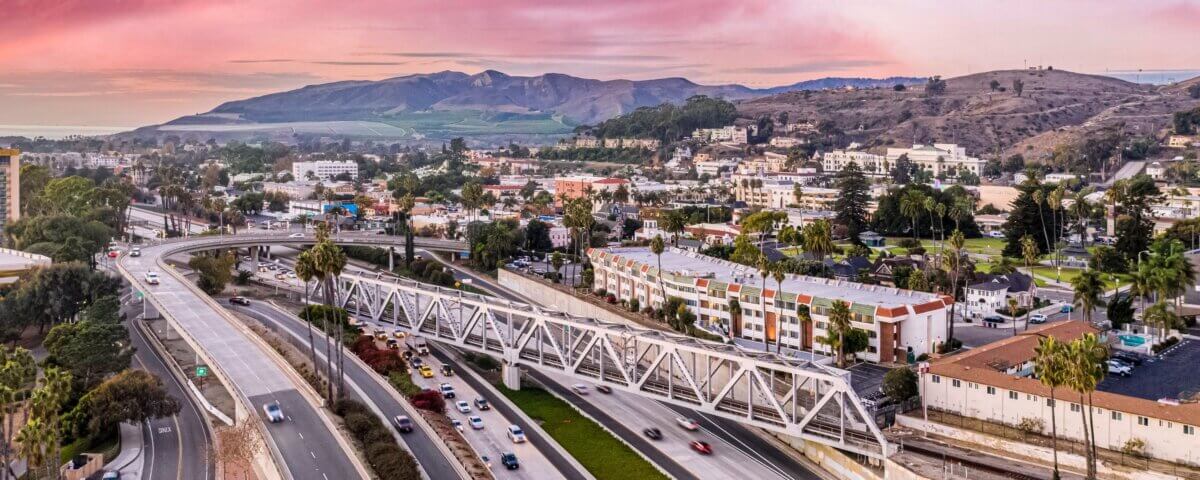 Which Day Sees the Highest Number of Car Crashes Each Year?