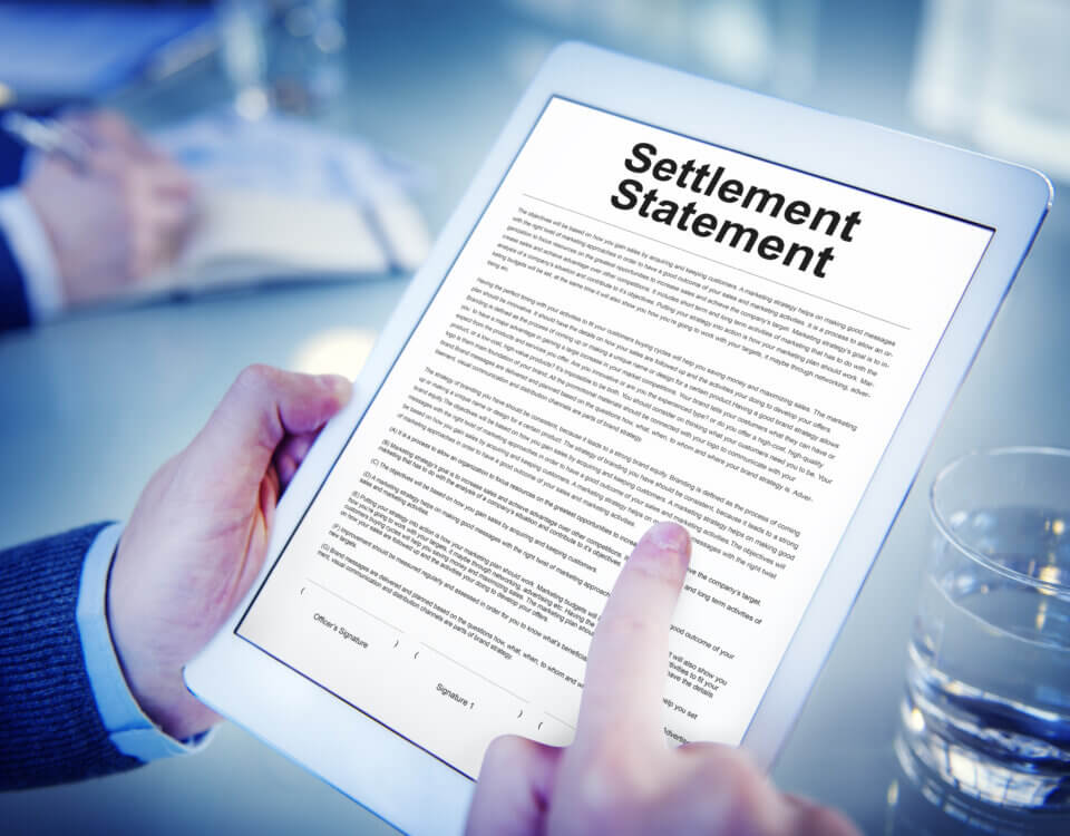 Settling Quickly vs. Holding Out for Maximum Compensation: What Accident Victims Should Know