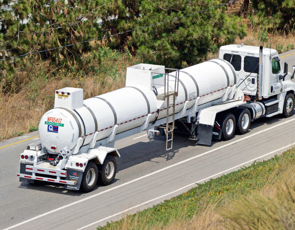 Inside the Cab: What Big-Rig Drivers Admit About Road Pressure