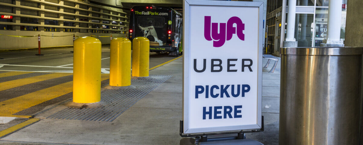 What Passengers Should Do Immediately After an Uber or Lyft Crash?
